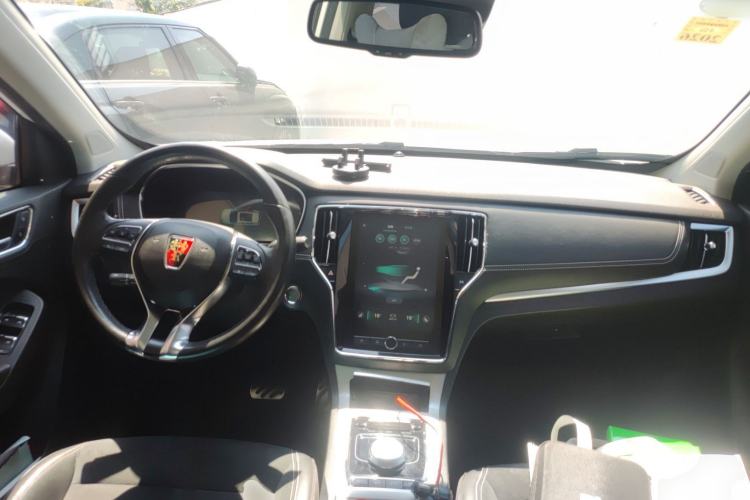 Used Roewe RX5 New Energy 2017 ERX5 EV400 Electric Internet Supreme Edition