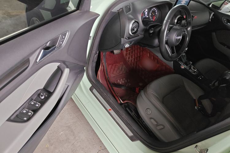 Used Audi A3 2018 30th Anniversary Edition Limousine 35 TFSI Fashion Model
