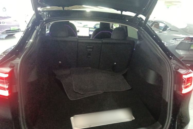 Used Tesla Model Y 2024 Rear-Wheel-Drive Version Trunk