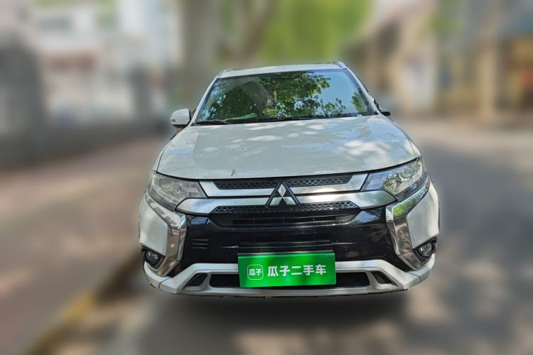Used Mitsubishi Outlander 2021 2.0L Two-Wheel Drive Comfort Edition 7 Seats