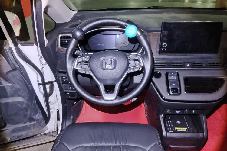 Used Honda Odyssey 2024 2.0L eHEV Sharp & Smart Edition
