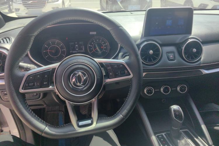 Used Dongfeng Fengon 500 2021 1.5L CVT Enjoyment Version Center Console