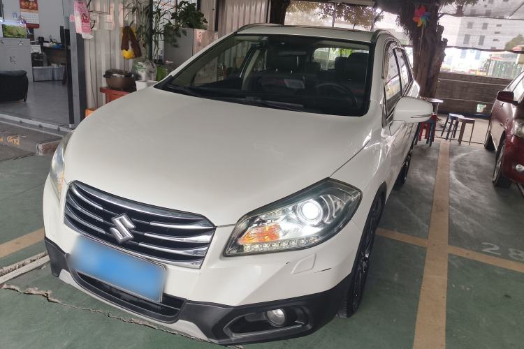 Used Suzuki S-Cross 2014 1.6L CVT Four-Wheel Drive Luxury Version