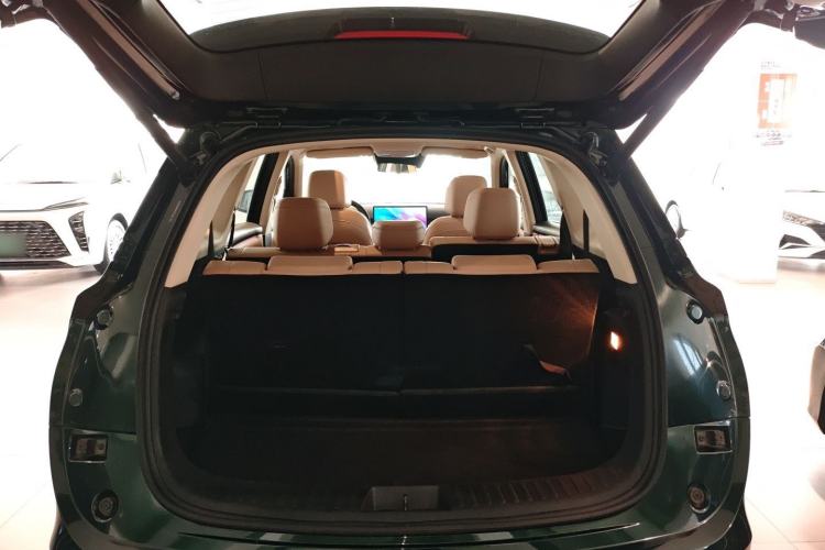 Used Landian E5 PLUS 2025 165 km Long-Range Version PLUS 7-Seater