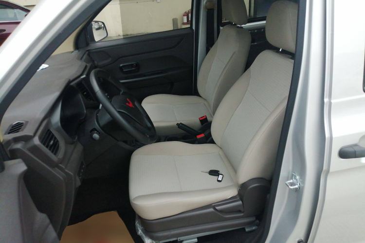 Used Wuling Hongguang V 2022 1.5L Jingqu Version Hydraulic Power Steering LAR
