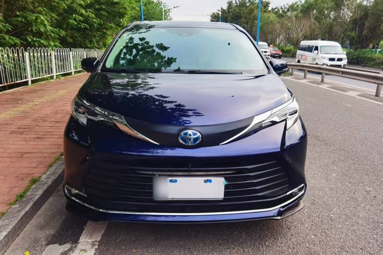 Used Toyota SIENNA 2021 2.5L Hybrid Comfort Edition Exterior 2