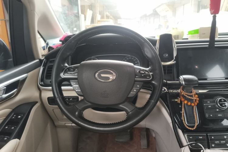 Used GAC Trumpchi M8 2018 320T Luxury Edition Steering Wheel