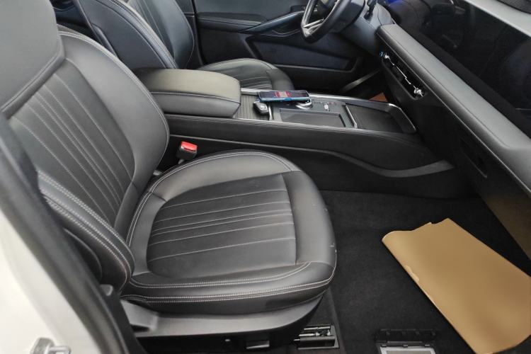 Used Ford Mondeo 2025 2.0T EcoBoost Luxury Version
