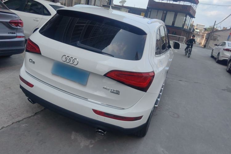 Used Audi Q5 2016 40 TFSI Comfort Model Rear Right 45 Deg