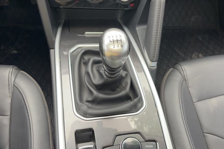 Used Haval H6 2018 Sport Edition 1.5T Manual Two-Wheel Drive Elite Model China V Standard Gear Lever