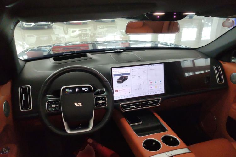 Used Li Auto L7 2023 Pro Model Center Console