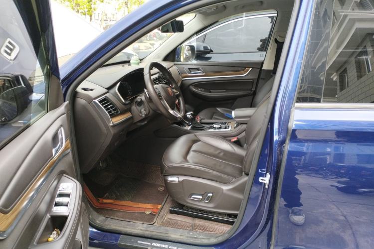 Used Roewe RX8 2018 30T Smart Connectivity All-Wheel Drive Supreme Edition Driver Seat