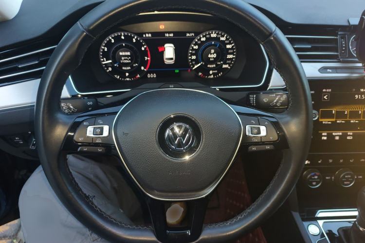 Used Volkswagen Variant 2018 380TSI Two-Wheel Drive Comfort Edition Steering Wheel