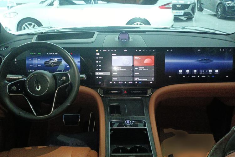 Used Hima AITO M9 2024 Range-Extended Ultra Version 42 kWh 6-Seater Model Center Console