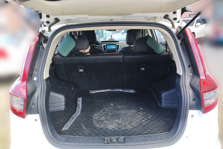 Used Geely Auto Vision X6 2019 1.4T CVT 4G Connected Luxury Version China V Standard
