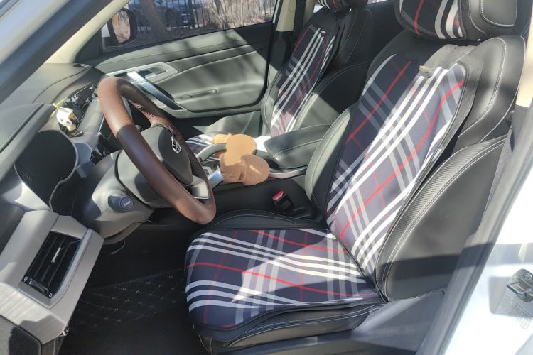 Used Geely Auto Emgrand X7 Sport 2021 Million Edition 1.8TD DCT Two-Wheel Drive Luxury Model