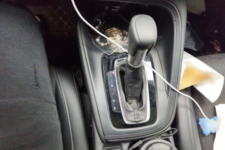 Used Honda Vezel 2023 1.5L CVT Pioneer Edition Gear Lever