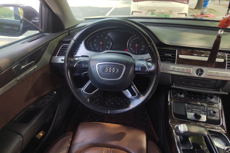 Used Audi A8 2014 A8L 45 TFSI quattro Luxury Model Steering Wheel