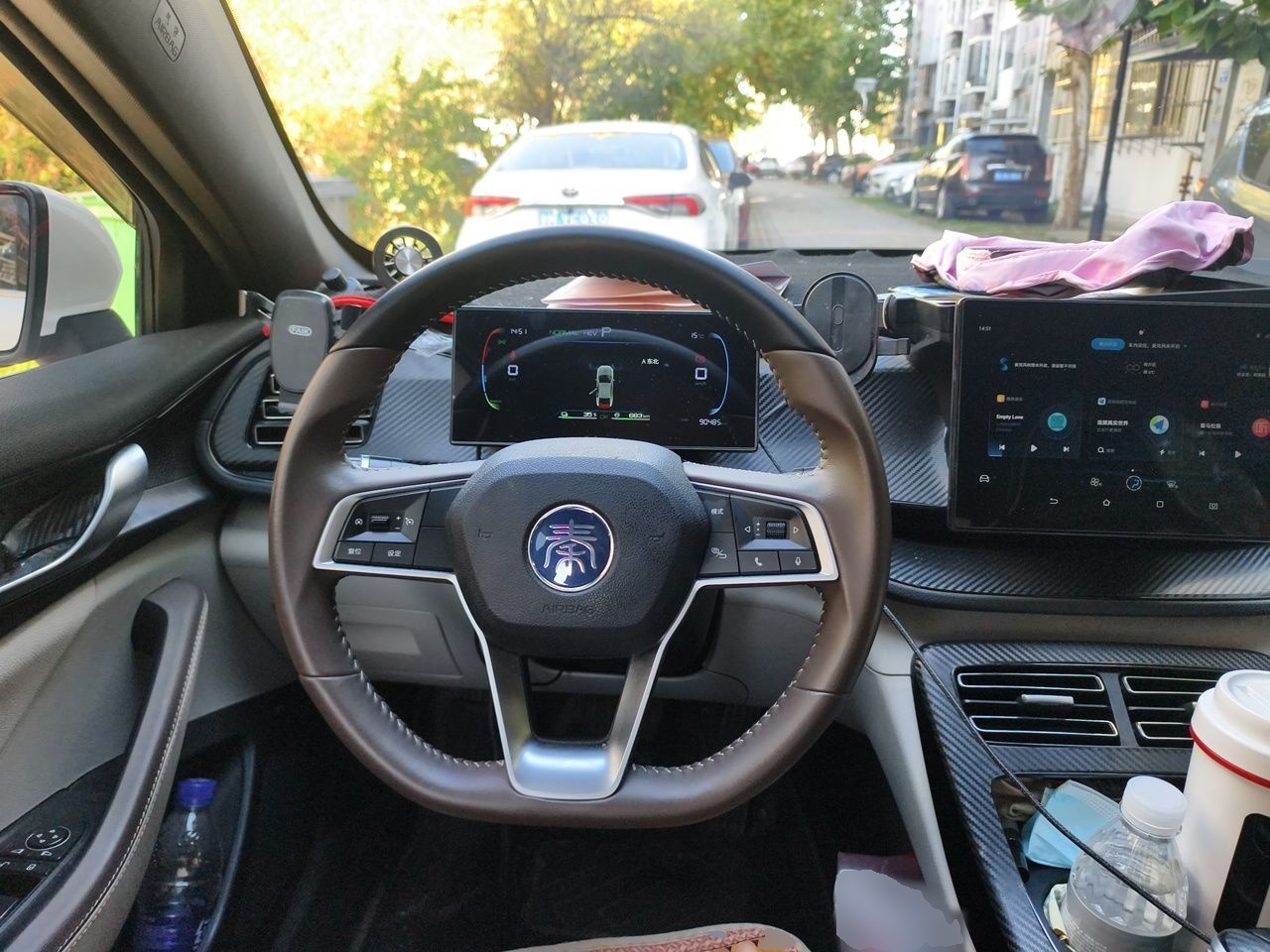BYD Qin PLUS 2024 HONOR Edition DM-i 55KM Leading Model — снимка 10