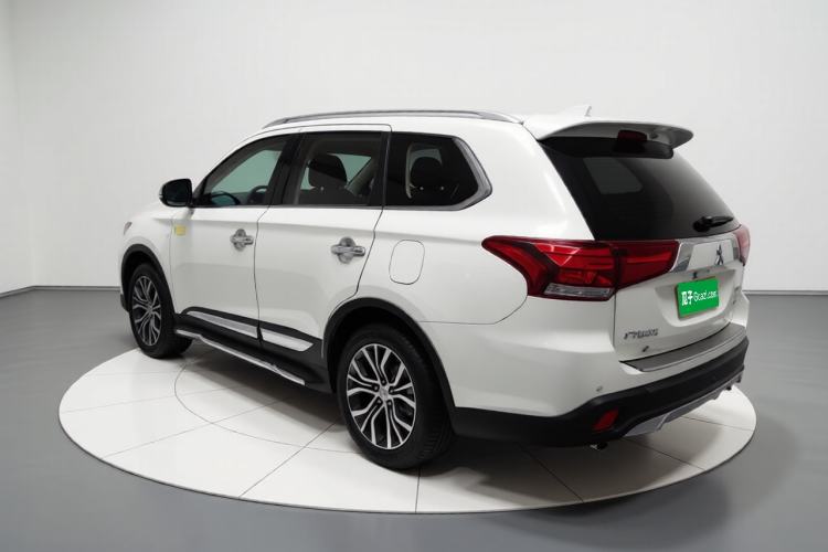 Used Mitsubishi Outlander 2016 2.4L 4x4 Elite Edition 5 Seats