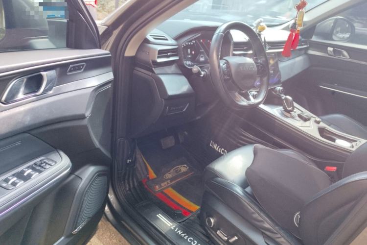 Used Lynk & Co 01 2021 2.0TD Two-Wheel-Drive Pro Trim
