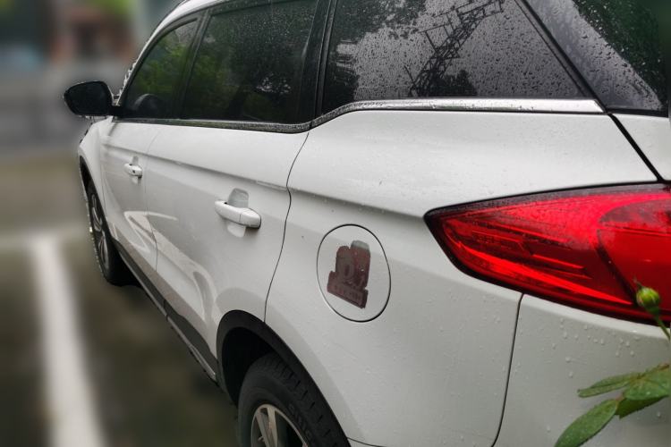 Used Geely Auto Emgrand X7 Sport 2016 2.0L Manual ZhiShang Version Rear Left 45 Deg