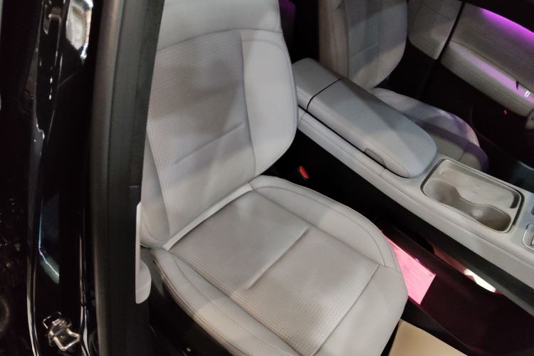 Used Nio ES6 2024 75 kWh
