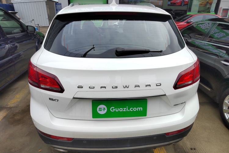 Used BORGWARD BX7 2018 28T Front-Wheel Drive Quality Enjoyment Version 5 Seats China VI Emission Standard Rear