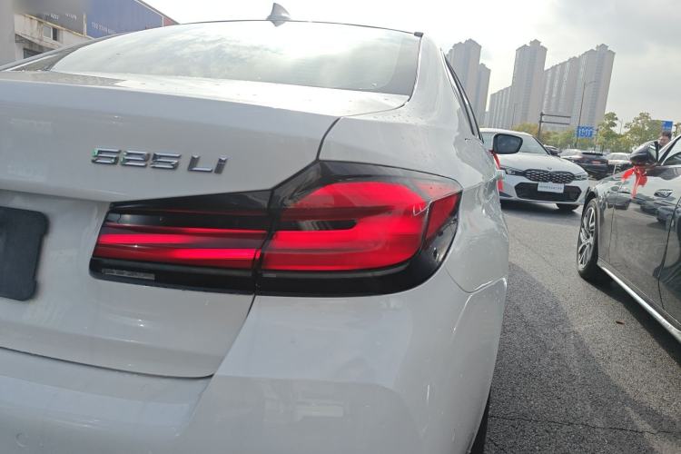 Used BMW 5 Series 2022 Restyled 525Li M Sport Package
