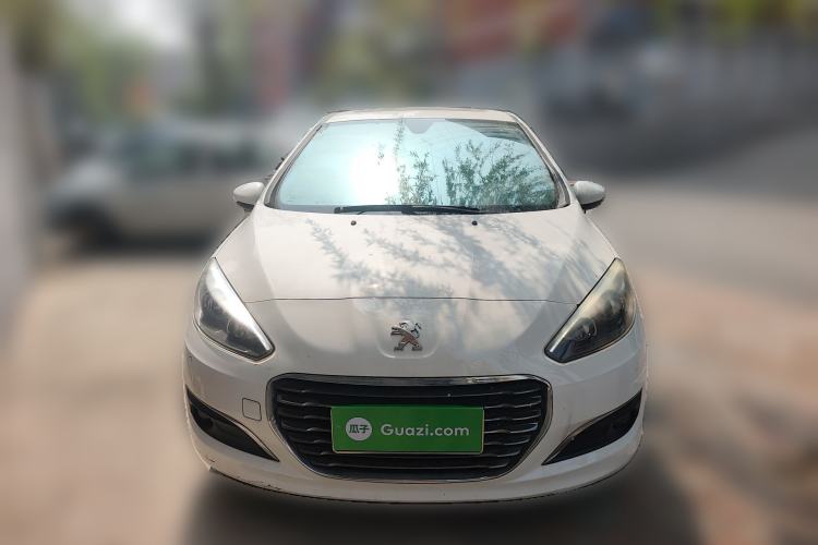 Used Peugeot 308 2012 1.6L Manual Fashion Edition
