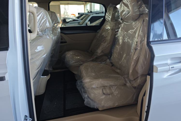 Used Buick GL8 New Energy 2025 Lushang First-Drive Edition 7-Seater
