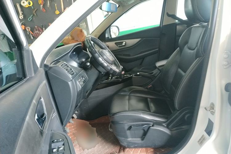 Used Dongfeng Fengon S560 2018 1.8L Manual Comfort 7-Seater
