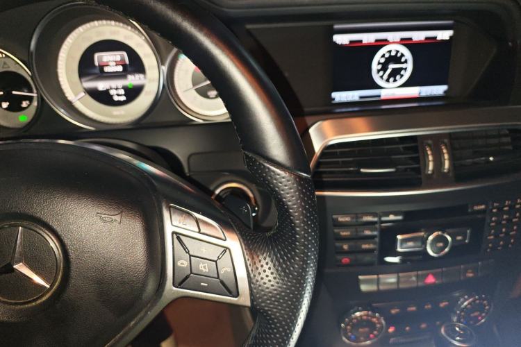 Used Mercedes-Benz C-Class 2011 C 200 Luxury Sport Touring Edition
