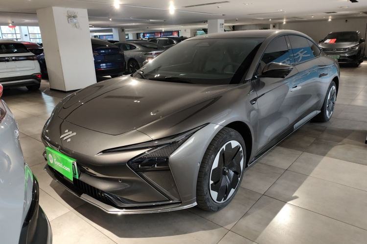 Used IM L7 2022 Dynamic Model