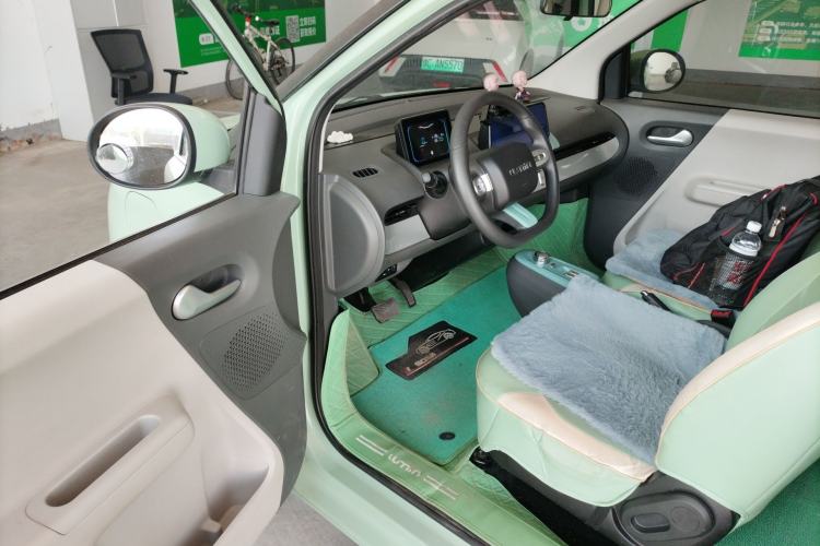 Used CHANGAN NEVO Lumin 2022 155 km – Refreshingly Sweet Edition Driver Seat