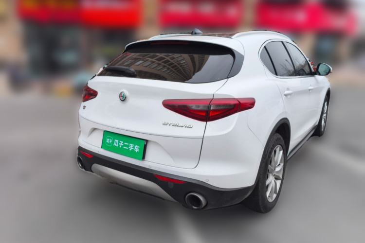 Used Alfa Romeo Stelvio 2017 2.0T 200HP Luxury Edition
