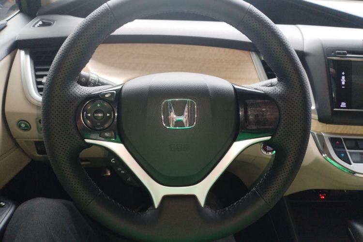 Used Honda Jade 2014 1.8L Automatic Comfort Elite Version 5 Seats
