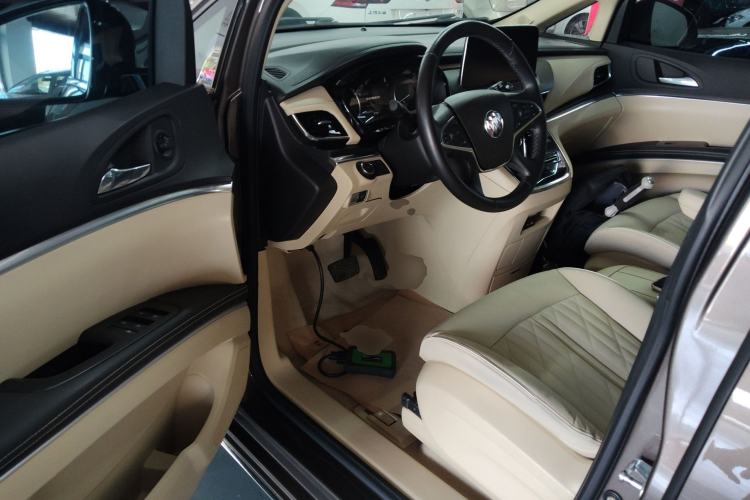 Used Buick GL8 2023 Land Executive Class 652T Luxury Model