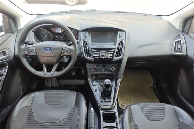 Used Ford Focus 2017 Sedan 1.6L Manual Fashion Edition Smart Drive Version