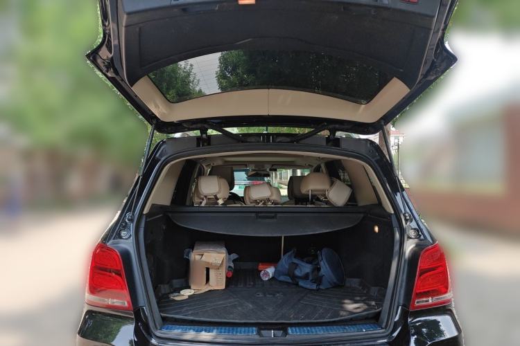 Used Mercedes-Benz GLK-Class 2013 GLK 300 4MATIC Dynamic Sunroof Model