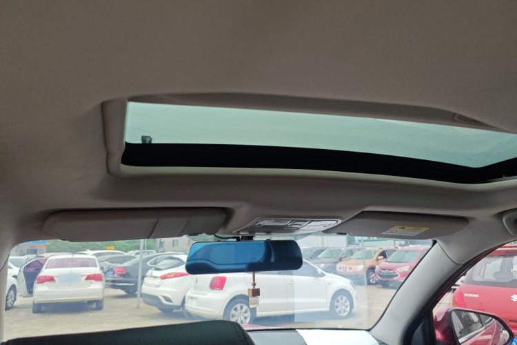 Used CHANGAN CS35 2016 1.6L Automatic Luxury Model China V Standard