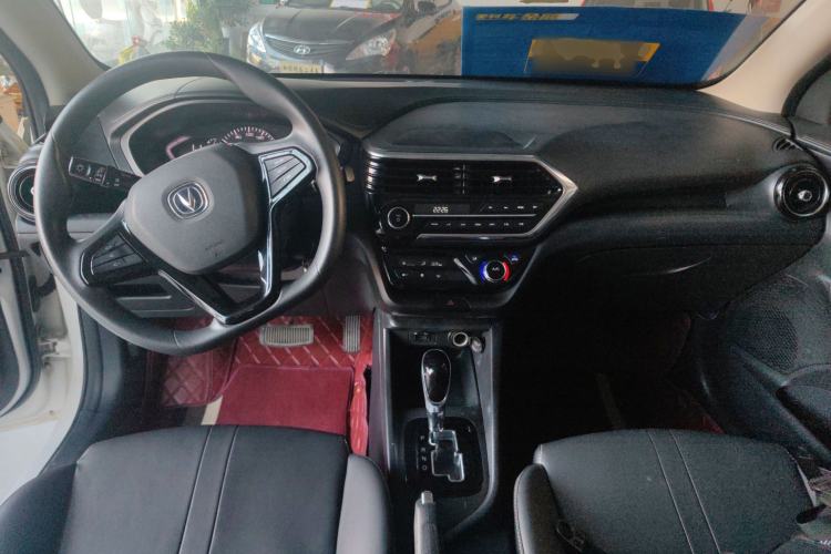 Used CHANGAN Alsvin 2019 1.5L DCT Comfort Model China VI Standard Center Console