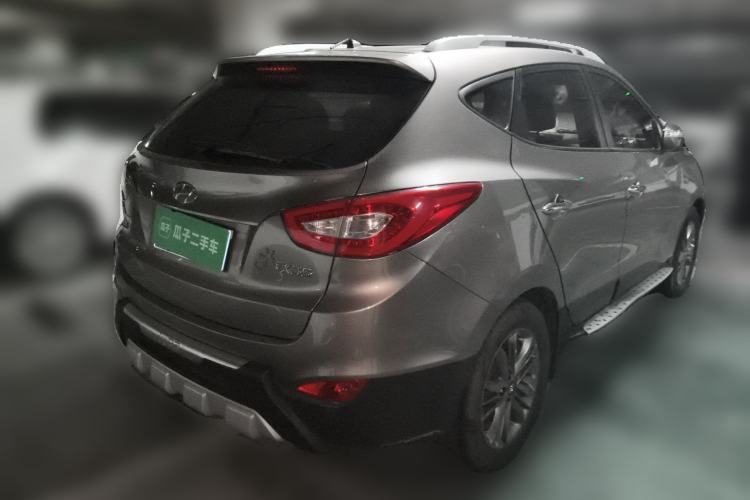 Used Hyundai ix35 2013 2.0L Automatic Two-Wheel Drive Smart GLS China IV Standard Rear Right 45 Deg