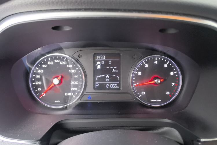 Used Roewe RX5 2016 20T Two-Wheel Drive Automatic Flagship Edition