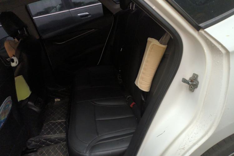 Used Buick GT 2016 18T Dual-Clutch Luxury Model Left Rear Seat