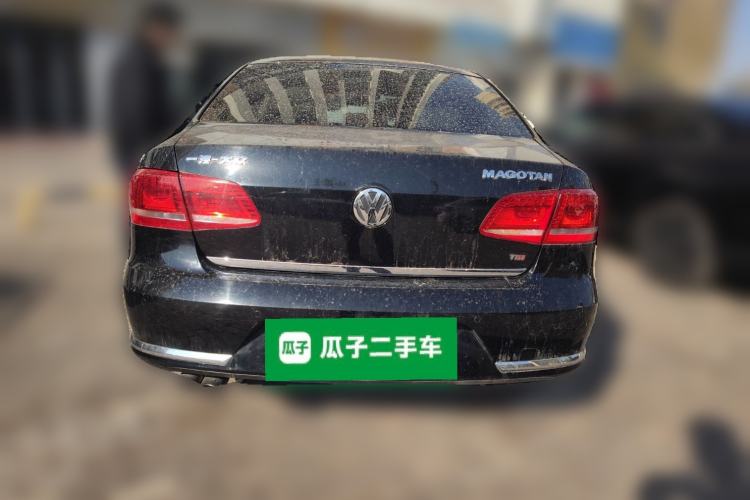 Used Volkswagen Magotan 2015 Facelift 1.8TSI Luxury Model Rear