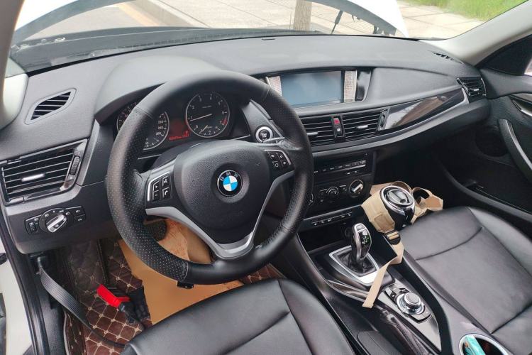 Used BMW X1 2015 sDrive18i Fashion Upgrade Edition
