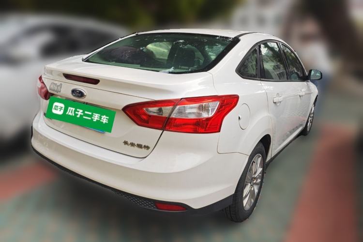 Used Ford Focus 2012 Sedan 1.6L Automatic Comfort Model
