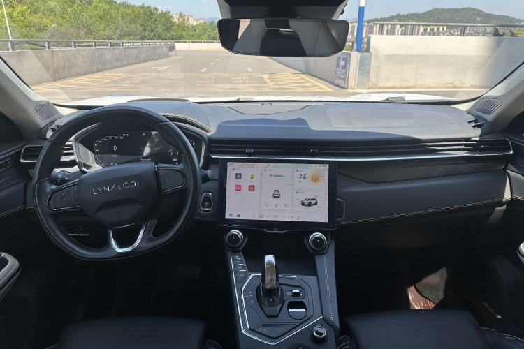 Used Lynk & Co 05 2020 2.0TD Two-Wheel Drive Shine Halo