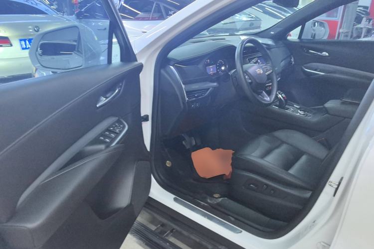 Used Cadillac XT4 2021 28T Two-Wheel Drive Leading Version